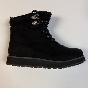 Women’s Winter Fleece Lace-Up Boots - Old Navy - SIZE 6